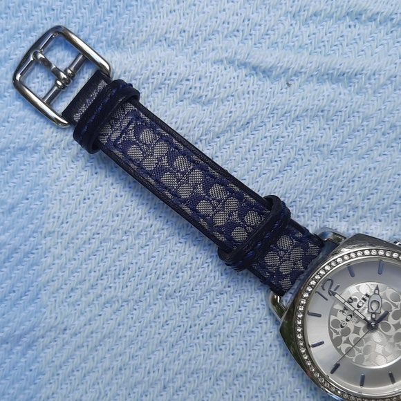 Coach watch - Picture 2 of 8